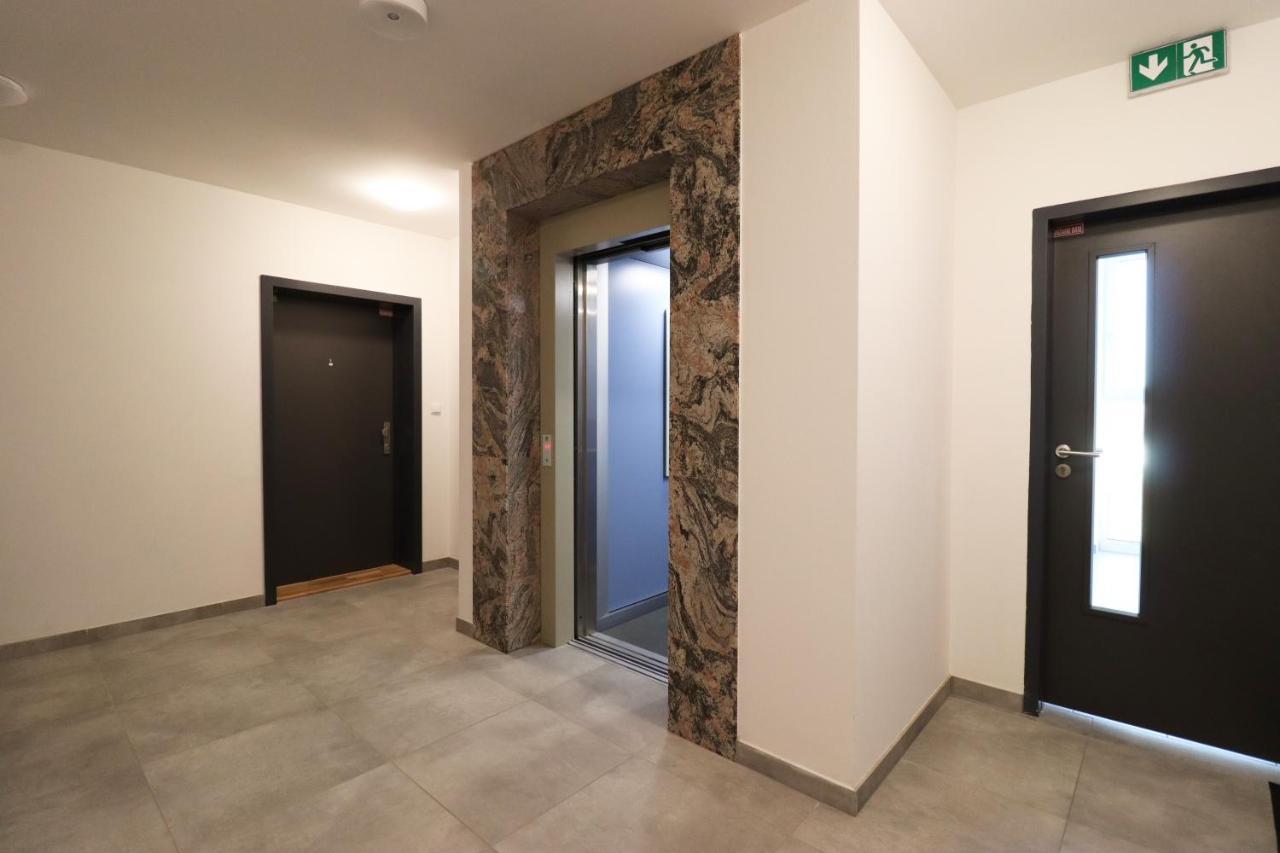 פופראד M.K. Apartment מראה חיצוני תמונה